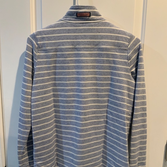 Vineyard Vines 1/4 zip - Picture 2 of 3